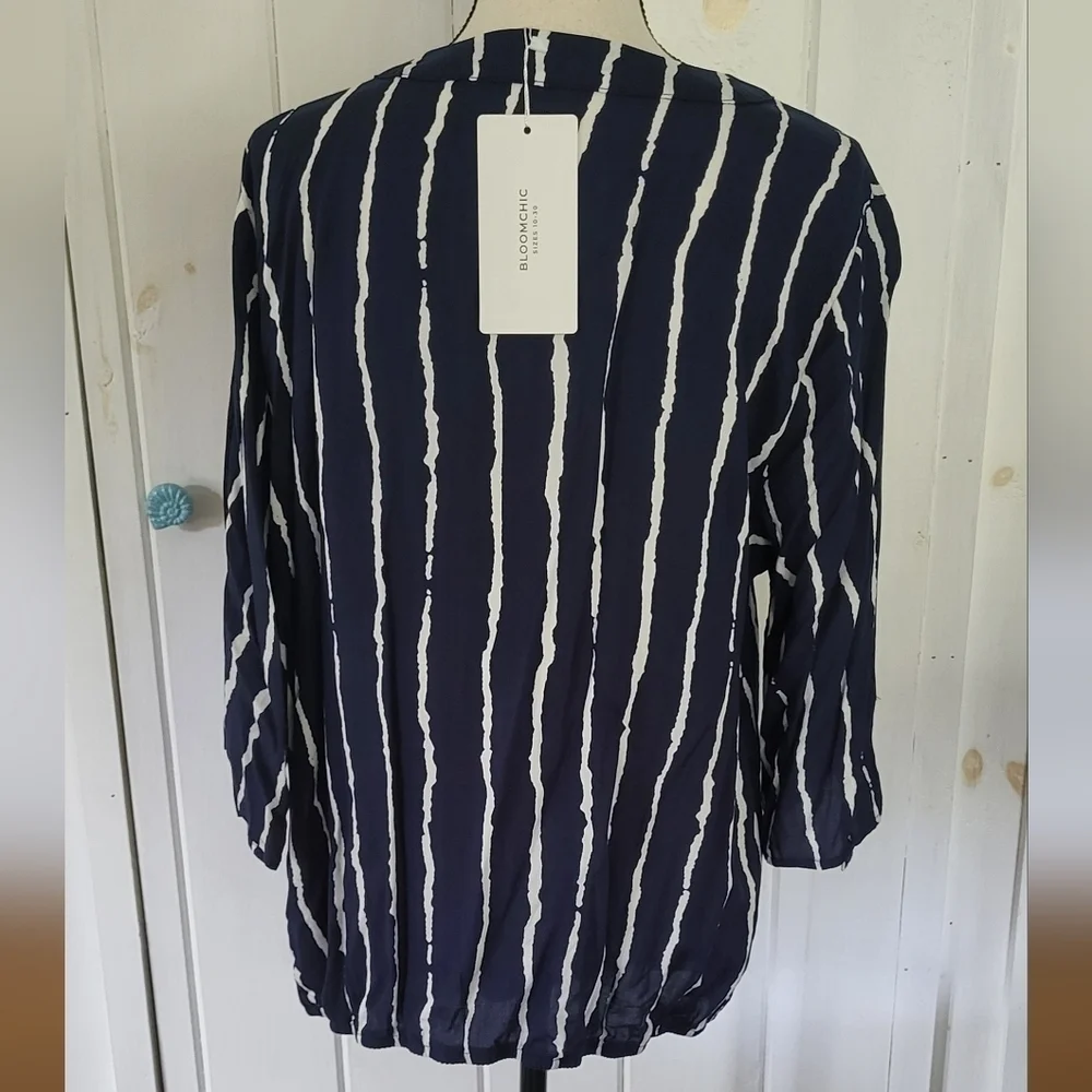 Bloomchic Stripe Crossover Snap Closure Half Sleeve Blouson Top - Picture 5 of 10